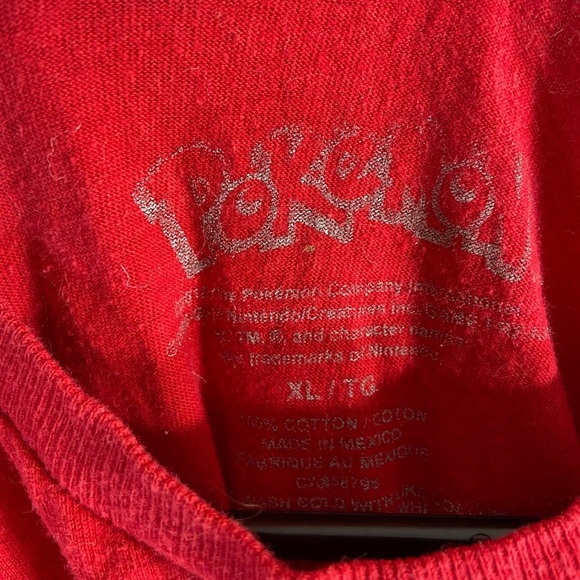 🌕3 for $30🌗 Pokémon - Large T Shirt - Red - XL - Picture 3 of 4